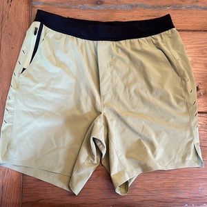 Ten Thousand men’s workout shorts, size L, Sage